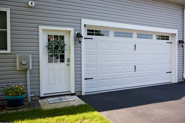24/7 Emergency Garage Door Panel Replacement experts in Burns, OR